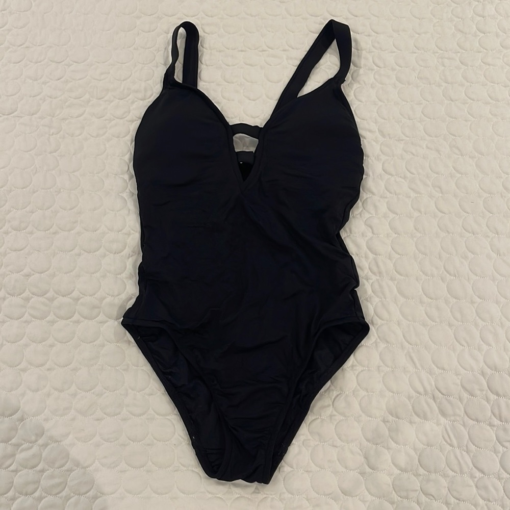 SEAFOLLY SIZE USA 4 BLACK ONE PIECE SWIM CRISS CROSS SWIMWEAR BACK STRAPS